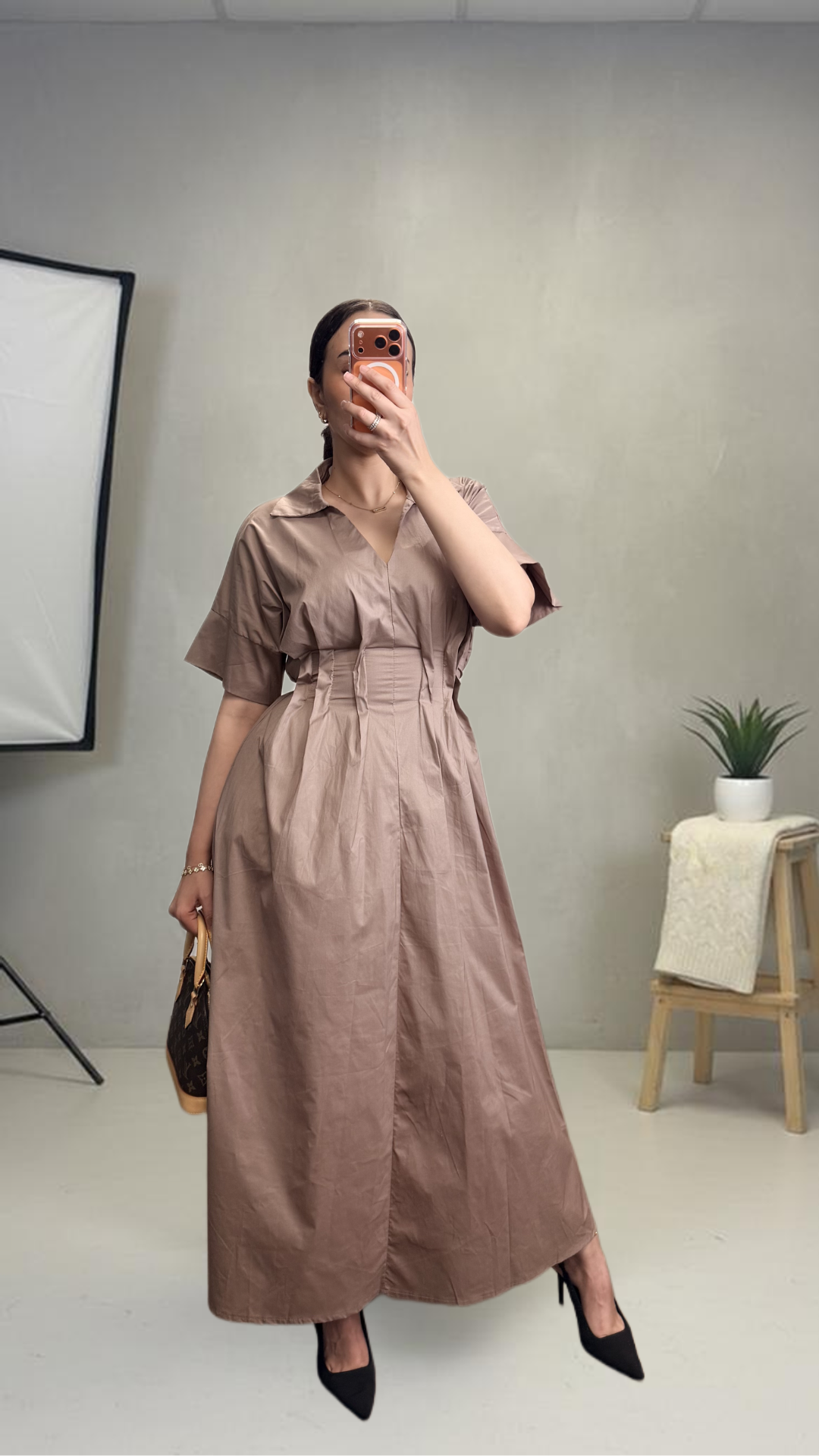 Robe INES